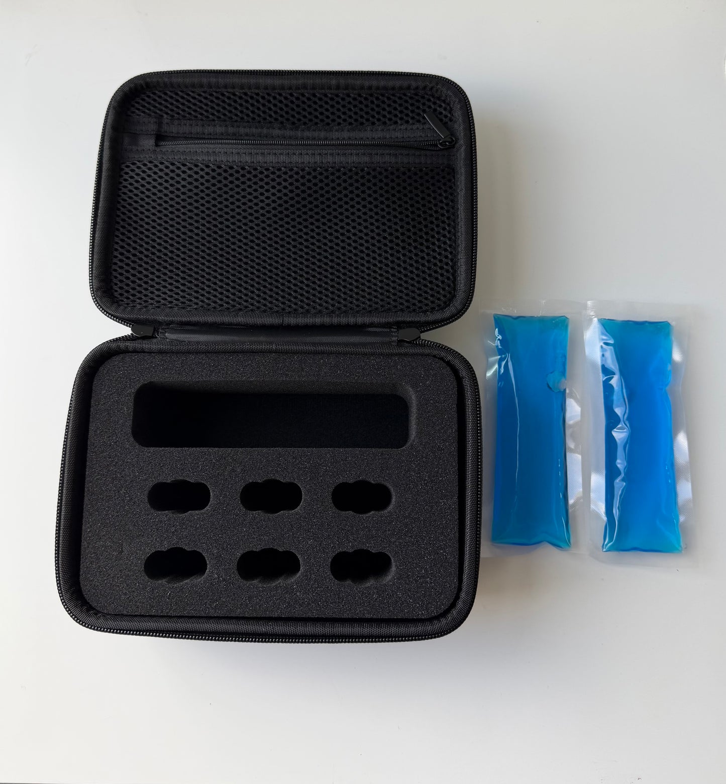 VAULT BLACKICE Travel Case